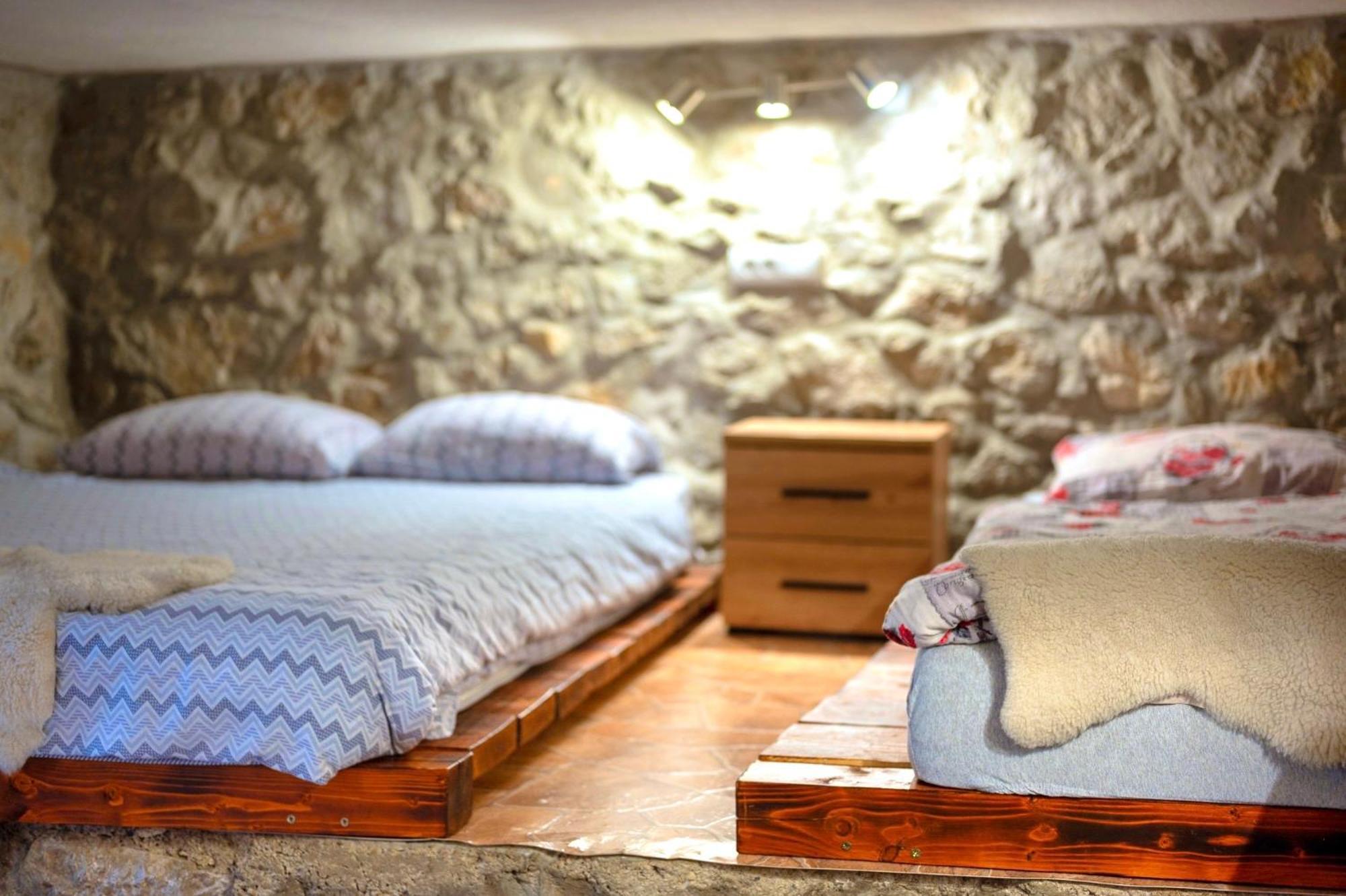 Stone Room-Kamena Soba Sipovo Extérieur photo