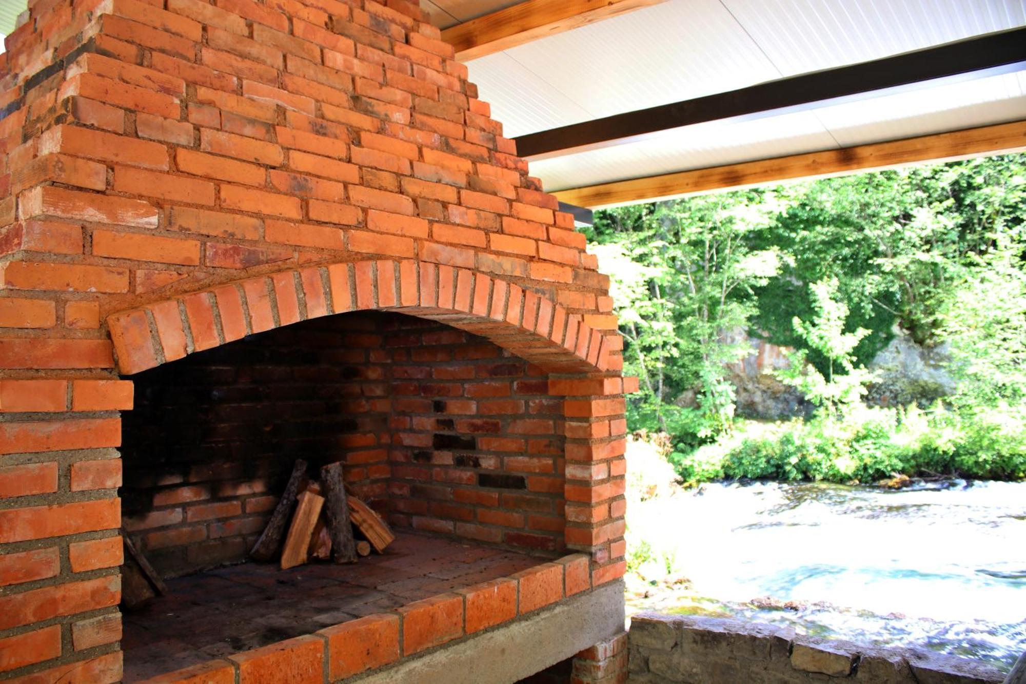 Stone Room-Kamena Soba Sipovo Extérieur photo